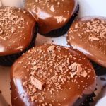 Choc and caramel cupcakes